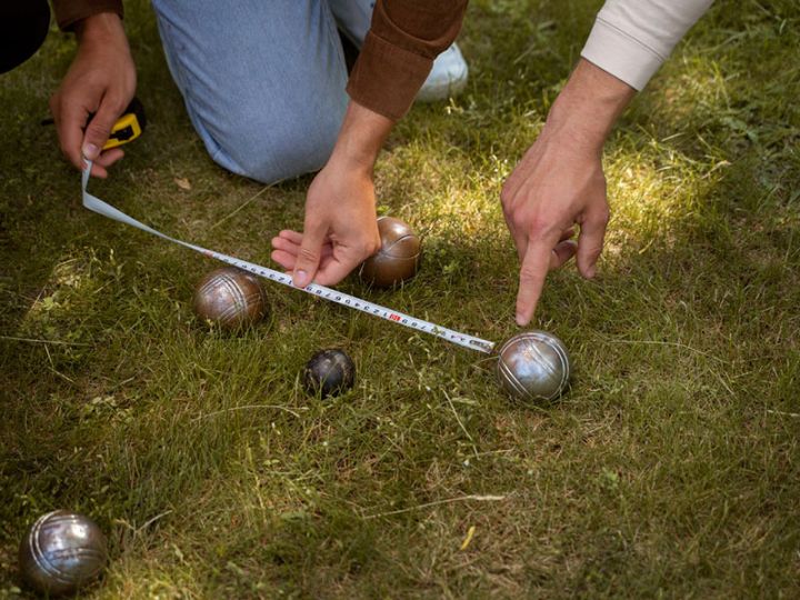 Concours de pétanque