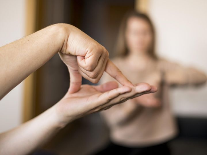 Sensibilisation à la Langue des Signes Française  