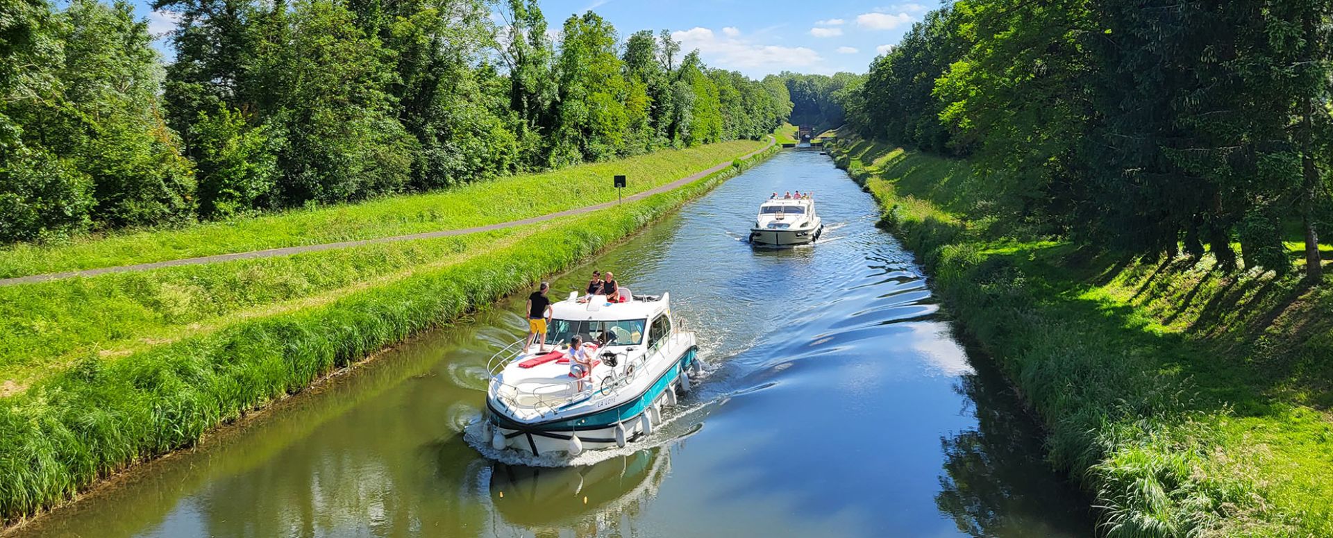 savoyeux-port-tourisme-fluviale-hautesaone-slide.jpg